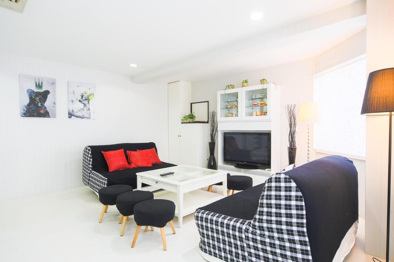 Junfukuya Apartment Осака Екстериор снимка
